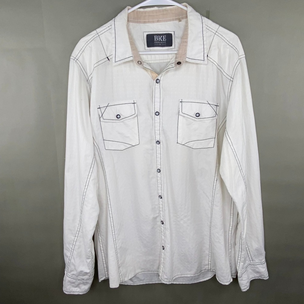 BKE Standard Fit Button Down Shirt Mens XL White Contrast Stitch Textured Indie